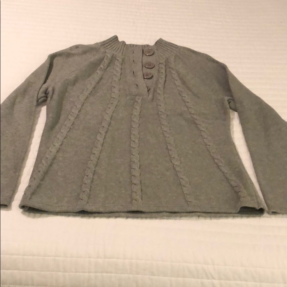 Gray sweater